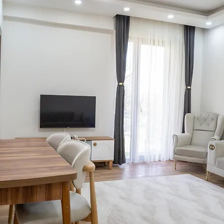 公寓式酒店 Lale Saray 萨潘贾
